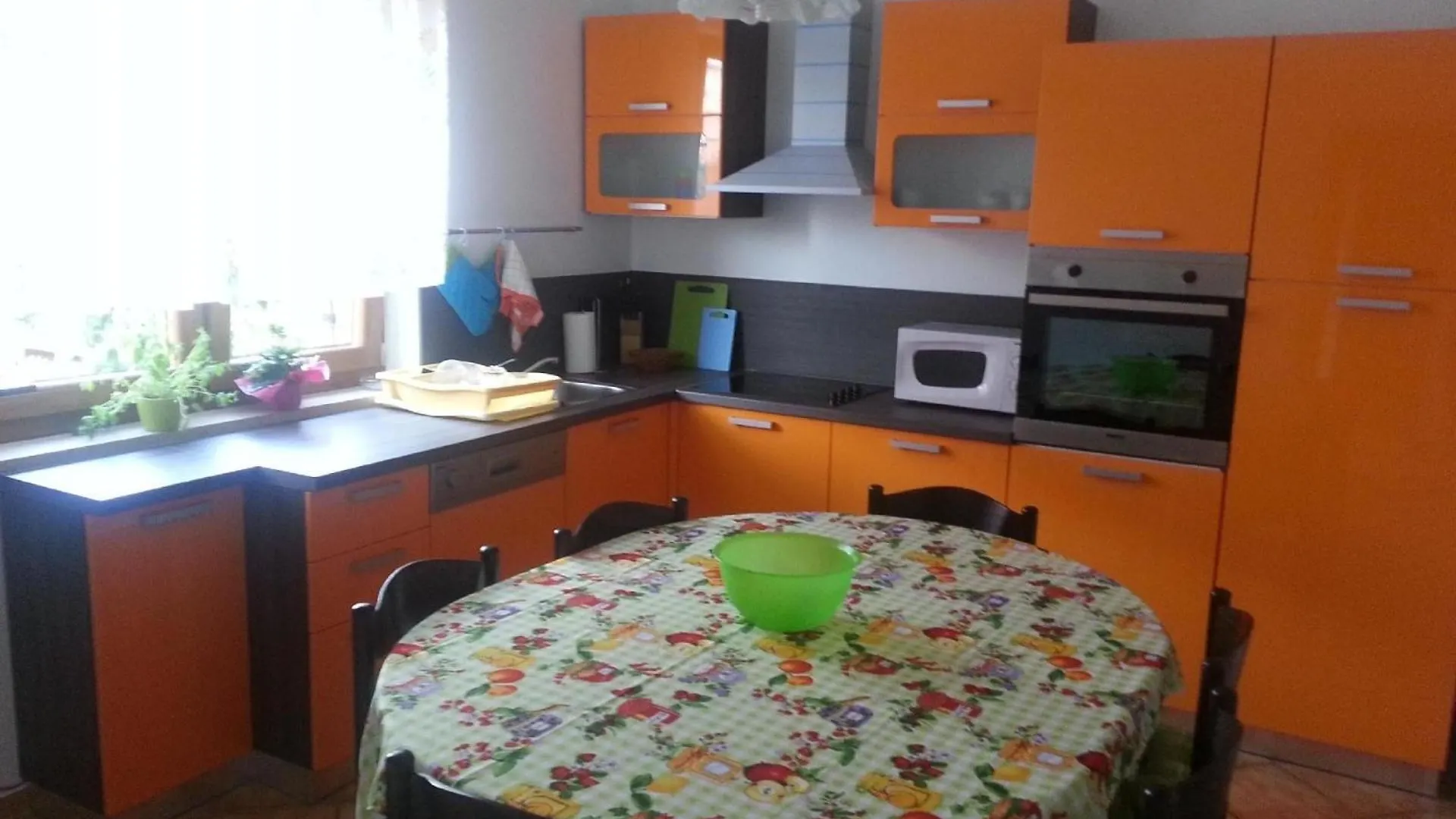 Komplette Villa Mit Zwei Appartements Karpinjan Croatia
